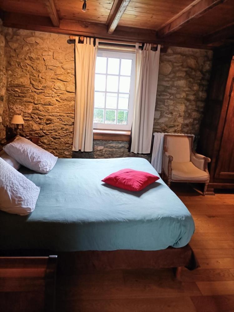 Oudoty Bed and Breakfast Kerlouan Δωμάτιο φωτογραφία